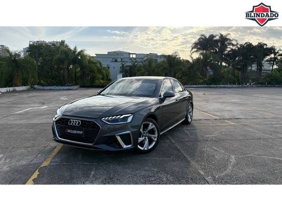AUDI A4 2.0 TFSI GASOLINA PRESTIGE PLUS S TRONIC